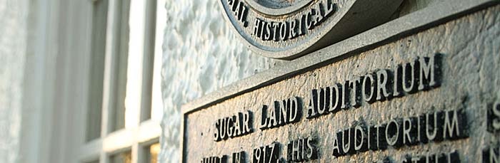 Sugar-Land-Auditorium-Plaque-700.jpg